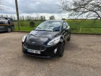 Used Ford Fiesta Zetec 70 HP (51 kW) 2017 Black Hatchback