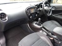 Used Nissan Juke N-Connecta 110 HP (80 kW) 2018 Grey SUV