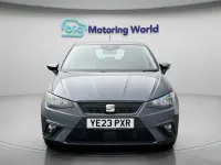 Usado Seat Ibiza SE 94 HP (69 kW) 2023 Cinzento Citadino