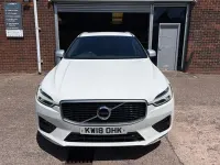 Used Volvo XC60 R-Design 187 HP (137 kW) 2018 White SUV