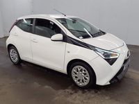 Used Toyota Aygo X-play 2018 White Hatchback
