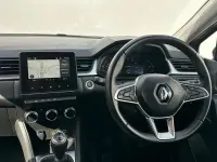 Used Renault Captur Techno 91 HP (66 kW) 2024 Grey SUV
