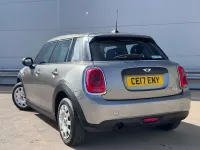 Used Mini ONE Hatch 102 HP (75 kW) 2017 Silver Hatchback