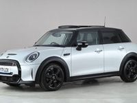 Usado Mini Cooper S Classic 178 HP (130 kW) 2021 Prateado Citadino