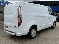 Used Ford Transit Custom Limited 130 HP (95 kW) 2019 White Van