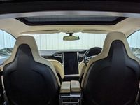 Used Tesla Model S 278 kW (379 HP) 2015 Hatchback