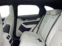 Used Jaguar F-Pace R-Dynamic 204 HP (150 kW) 2023 Red SUV