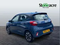 Käytetty Hyundai i10 Advanced 63 HP (46 kW) 2025 Sininen Viistoperä