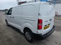 Second-hand Peugeot Expert 2019 Alb Van