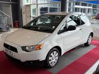 Used Mitsubishi Colt 74 HP (54 kW) 2012 White Hatchback