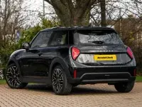 Usado Mini Cooper S Coupé Exclusive 204 HP (150 kW) 2024 Preto Coupé