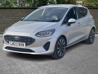 Usado Ford Fiesta Titanium X 125 HP (91 kW) 2023 Prateado Citadino