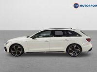 Begagnad Audi A4 Black Edition 2023 Vit Kombi