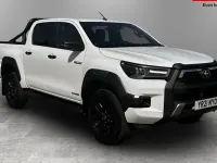 Used Toyota HiLux 204 HP (150 kW) 2021 White Pickup