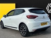 Used Renault Clio V Iconic 90 HP (66 kW) 2022 White Hatchback