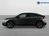Usado Citroën e-C4 Shine 100 kW (136 HP) 2022 Cinzento Citadino