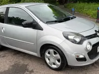 Used Renault Twingo Dynamique 75 HP (55 kW) 2013 Silver Hatchback