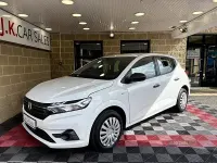 Used Dacia Sandero Essentiel 90 HP (66 kW) 2021 White Hatchback