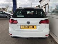 Used VW Golf VII SE 115 HP (84 kW) 2018 White Estate