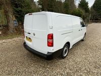 Used Vauxhall Vivaro 100 kW (136 HP) 2024 White MPV