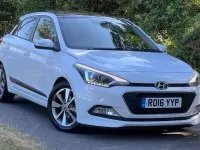 Used Hyundai i20 Premium SE 100 HP (73 kW) 2016 White Hatchback