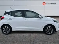 Used Hyundai i10 Advanced 63 HP (46 kW) 2025 White Hatchback