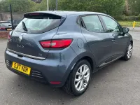 Used Renault Clio Dynamique 90 HP (66 kW) 2017 Grey Hatchback