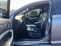 Usado Audi A6 Basis 170 HP (125 kW) 2010 Cinzento Sedan