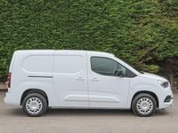 Used Vauxhall Combo 100 HP (73 kW) 2023 White MPV