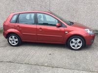 Used Ford Fiesta Zetec 79 HP (58 kW) 2007 Red Hatchback