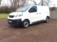 Käytetty Peugeot Expert 2020 Valkoinen Van