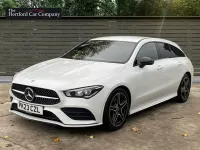 Used Mercedes CLA200 Shooting Brake Executive 163 HP (119 kW) 2023 White Estate