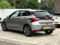 Used Hyundai i20 Premium 100 HP (73 kW) 2022 Bronze Hatchback