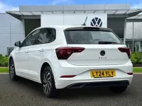 Used VW Polo Life 95 HP (69 kW) 2024 White Hatchback