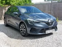 Used Renault Clio Iconic 140 HP (102 kW) 2022 Grey Hatchback