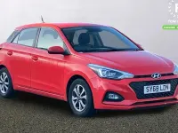 Used Hyundai i20 SE 84 HP (61 kW) 2018 Red Hatchback