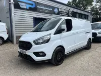 Used Ford Transit Custom Limited 130 HP (95 kW) 2023 White Van