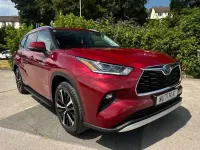 Used Toyota Highlander Premium 243 HP (178 kW) 2021 Red SUV