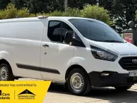 Used Ford Transit Custom 105 HP (77 kW) 2018 White Van