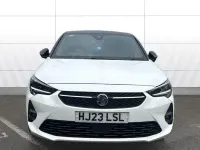 Begagnad Vauxhall Corsa Ultimate 101 HK (74 kW) 2023 Vit Halvkombi