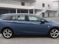 Used Vauxhall Astra SRi 150 HP (110 kW) 2017 Blue Estate