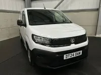 Used Vauxhall Combo 100 HP (73 kW) 2024 White MPV