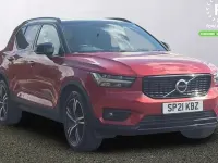 Used Volvo XC40 R-Design 163 HP (119 kW) 2021 Red SUV