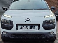 Used Citroën C4 Cactus Flair 82 HP (60 kW) 2016 White Hatchback