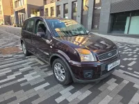 Used Ford Fusion Zetec 68 HP (50 kW) 2009 Red Hatchback