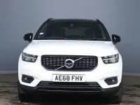 Used Volvo XC40 R-Design 156 HP (114 kW) 2018 White SUV