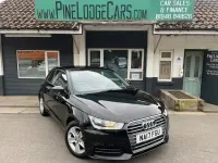 Usado Audi A1 Design 95 HP (69 kW) 2017 Preto Citadino