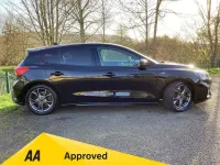 Używany Ford Focus ST-Line 150 KM (110 kW) 2018 Czarny Hatchback