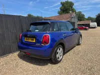 Used Mini Cooper Classic 134 HP (98 kW) 2019 Blue Hatchback