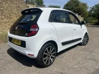 Used Renault Twingo Dynamique 70 HP (51 kW) 2015 White Hatchback